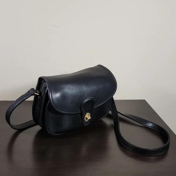 Sold Vintage Coach Prairie Bag #9954 - Picture 6 of 14